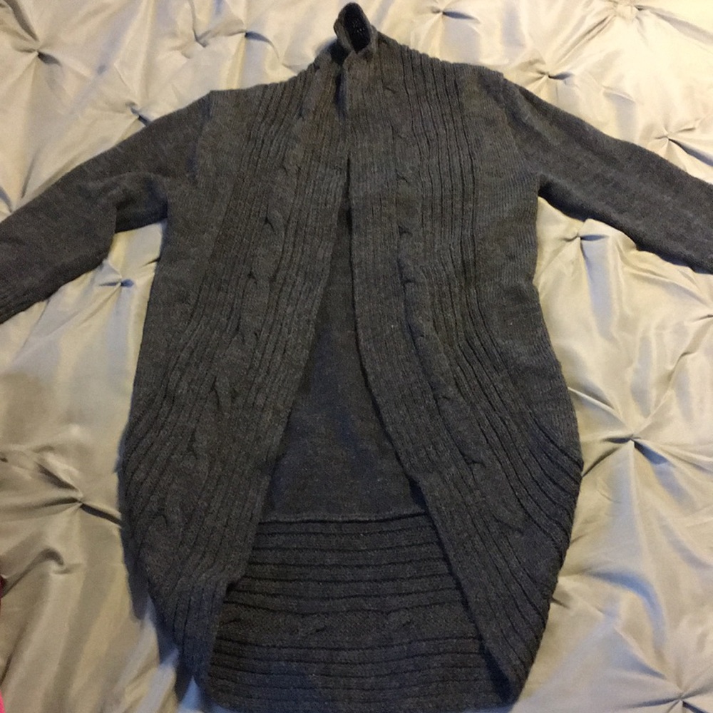 Cardigan/open sweater